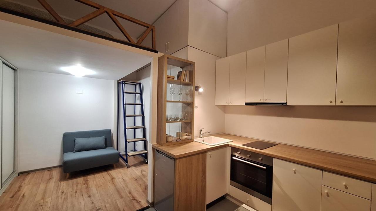Swanhome - Central Apartment Cluj-Napoca Esterno foto